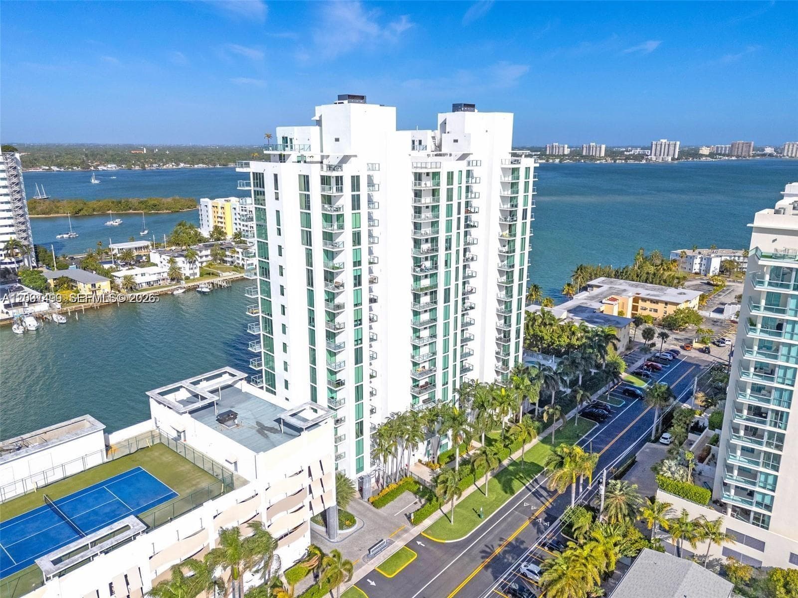 Eloquence on the Bay · #707 in North Bay Village - Photo 35