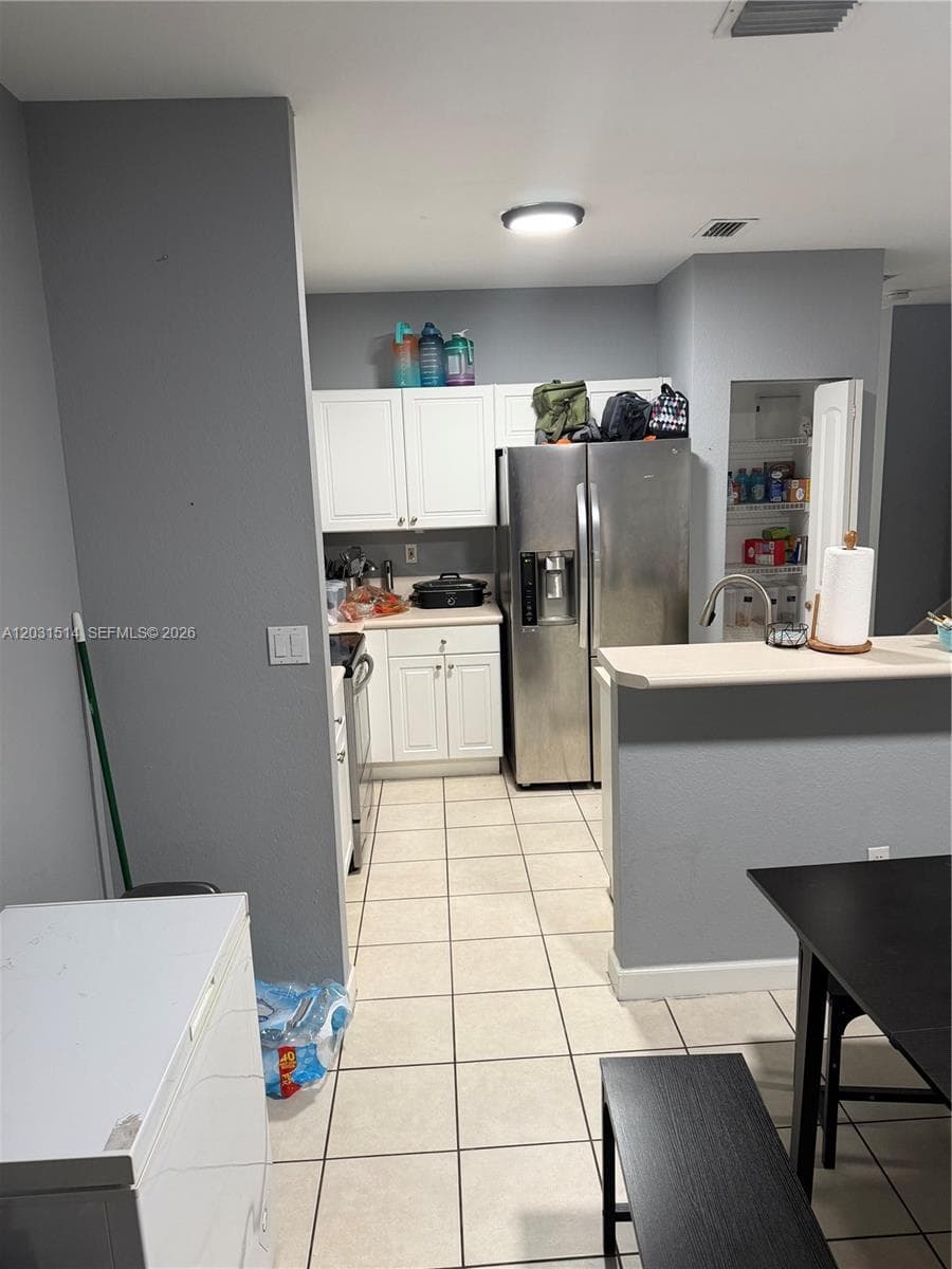 901 NE 42nd Ave photo 4