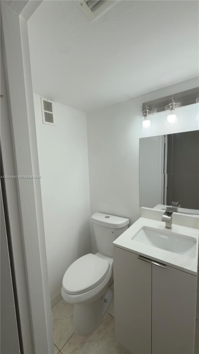 EASTERN SHORES WHITE HOUS · #805 in North Miami Beach - Photo 10