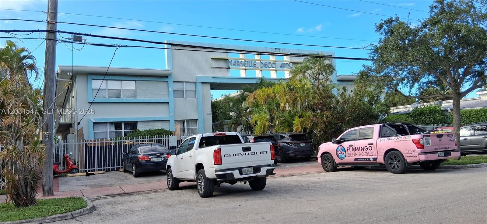MARSEILLES DECO CONDO · #40 in Miami Beach - Photo 3
