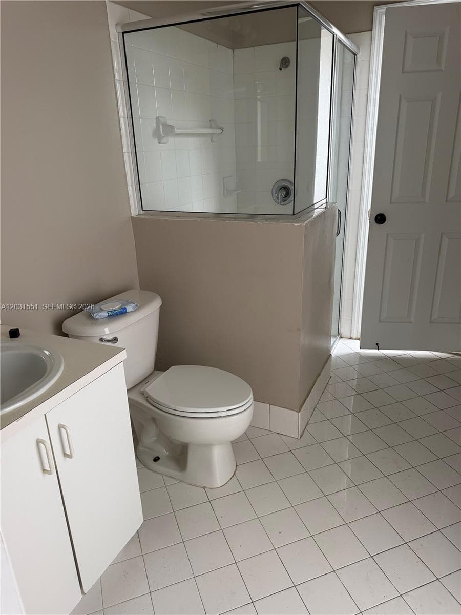 3581 NE 11th Dr #0 photo 8