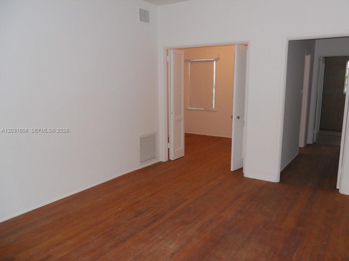 SB MANOR HOUSE CONDO · #2 in Miami Beach - Photo 3