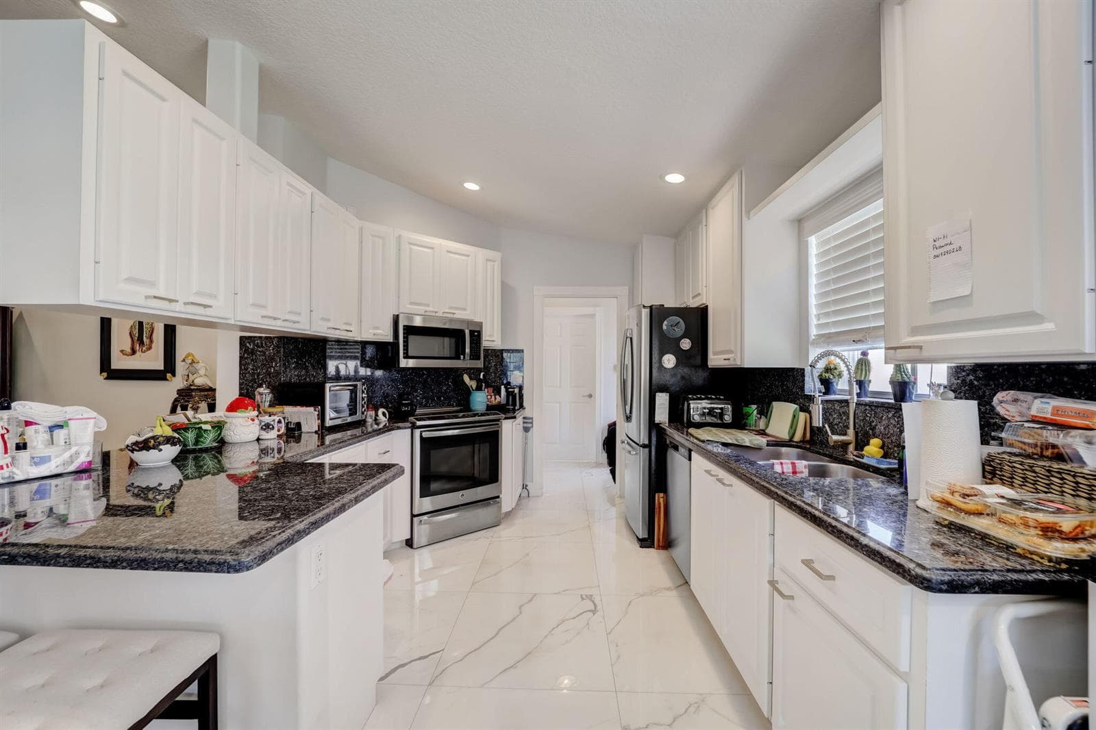 10-web-or-mls-Montserrat-010