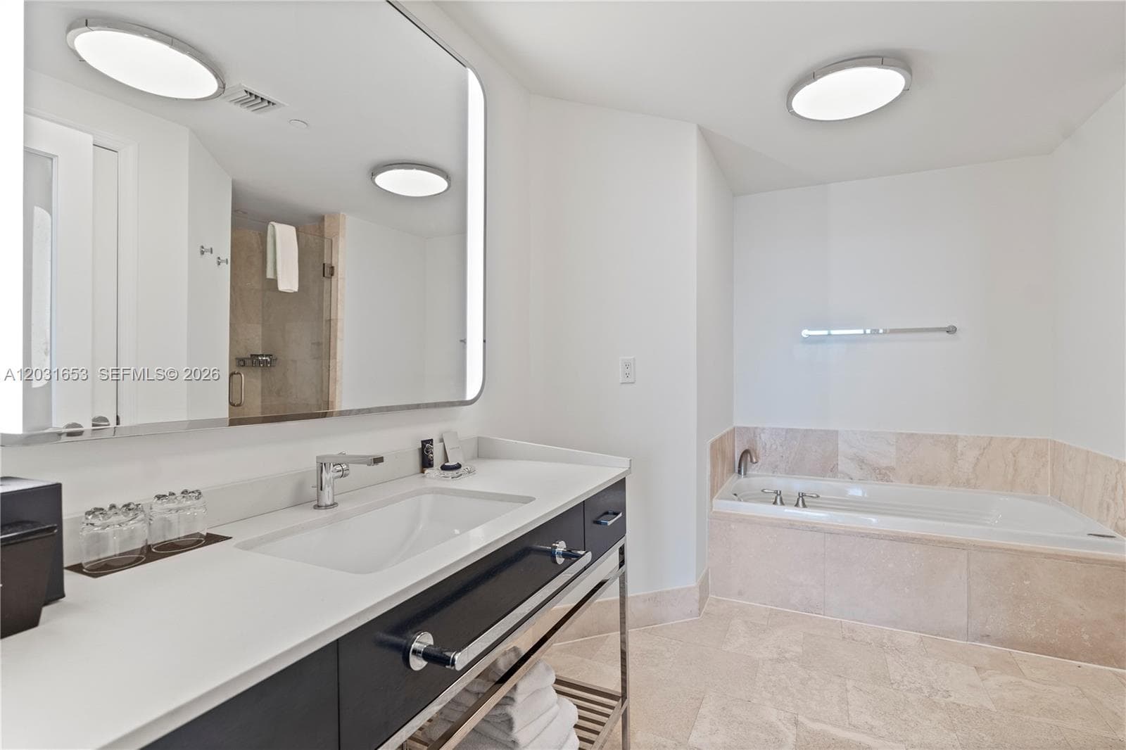 Fontainebleau Tresor · #1206 in Miami Beach - Photo 27