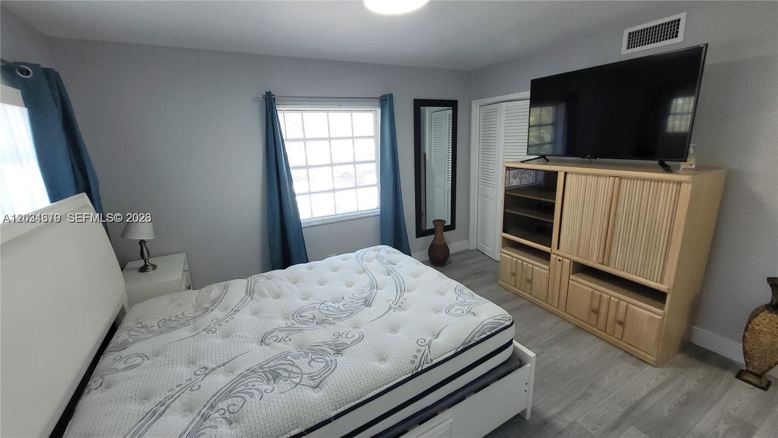 Colonial House · #601 in Hallandale Beach - Photo 13