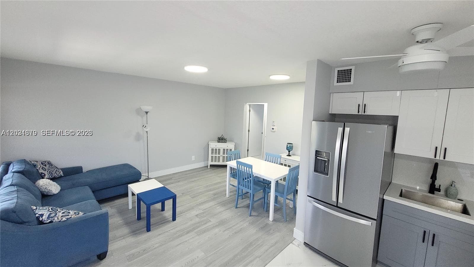 Colonial House · #601 in Hallandale Beach - Photo 3