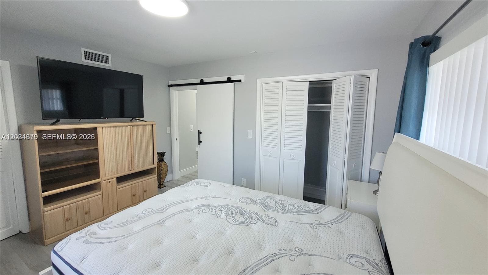 Colonial House · #601 in Hallandale Beach - Photo 10