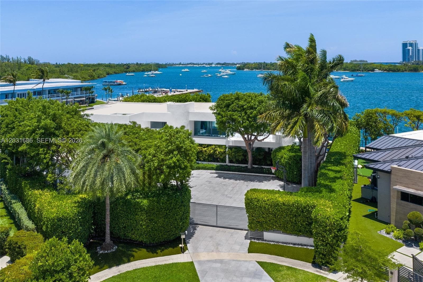 13395 Biscayne Bay Dr photo 27