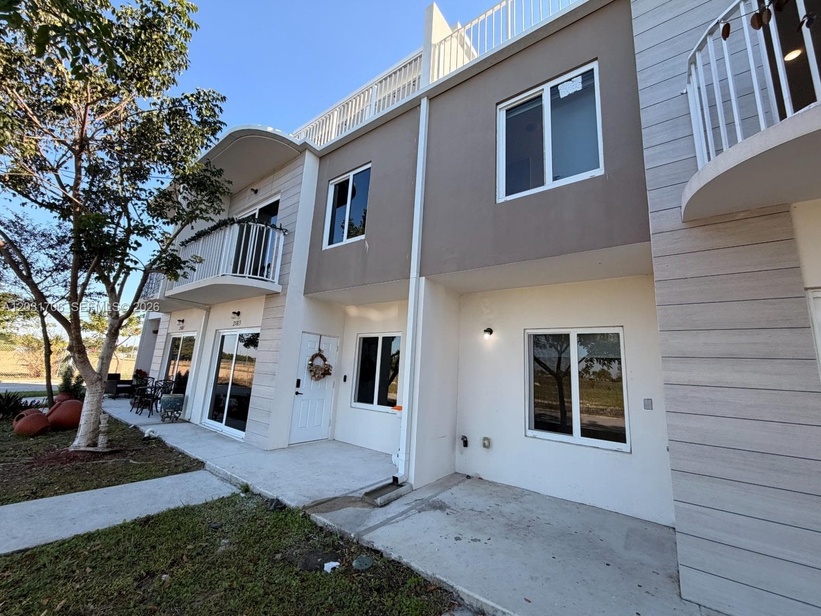 PARADISE ONE · #25823 in Homestead - Photo 1