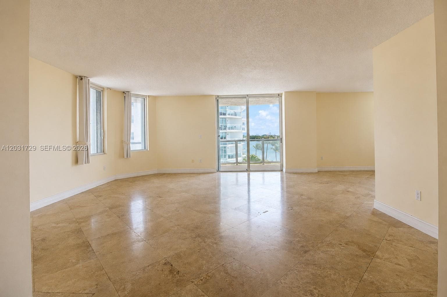 THE GRANDVIEW CONDO · #601 in Miami Beach - Photo 2