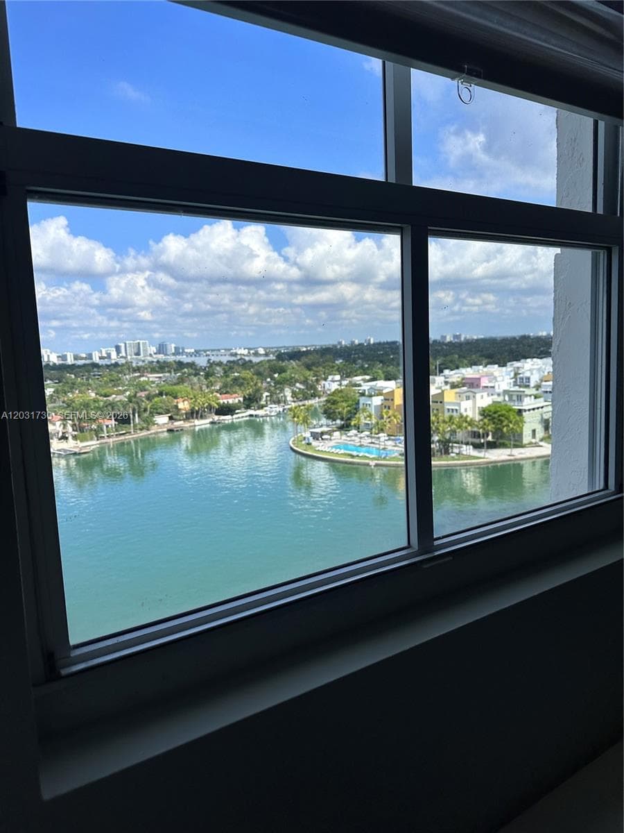 LA RIVE GAUCHE CONDO · #1203 in Miami Beach - Photo 19