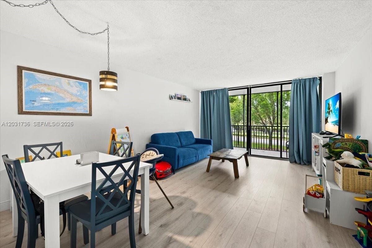 BRAVURA 2 CONDO · #209 in Aventura - Photo 5