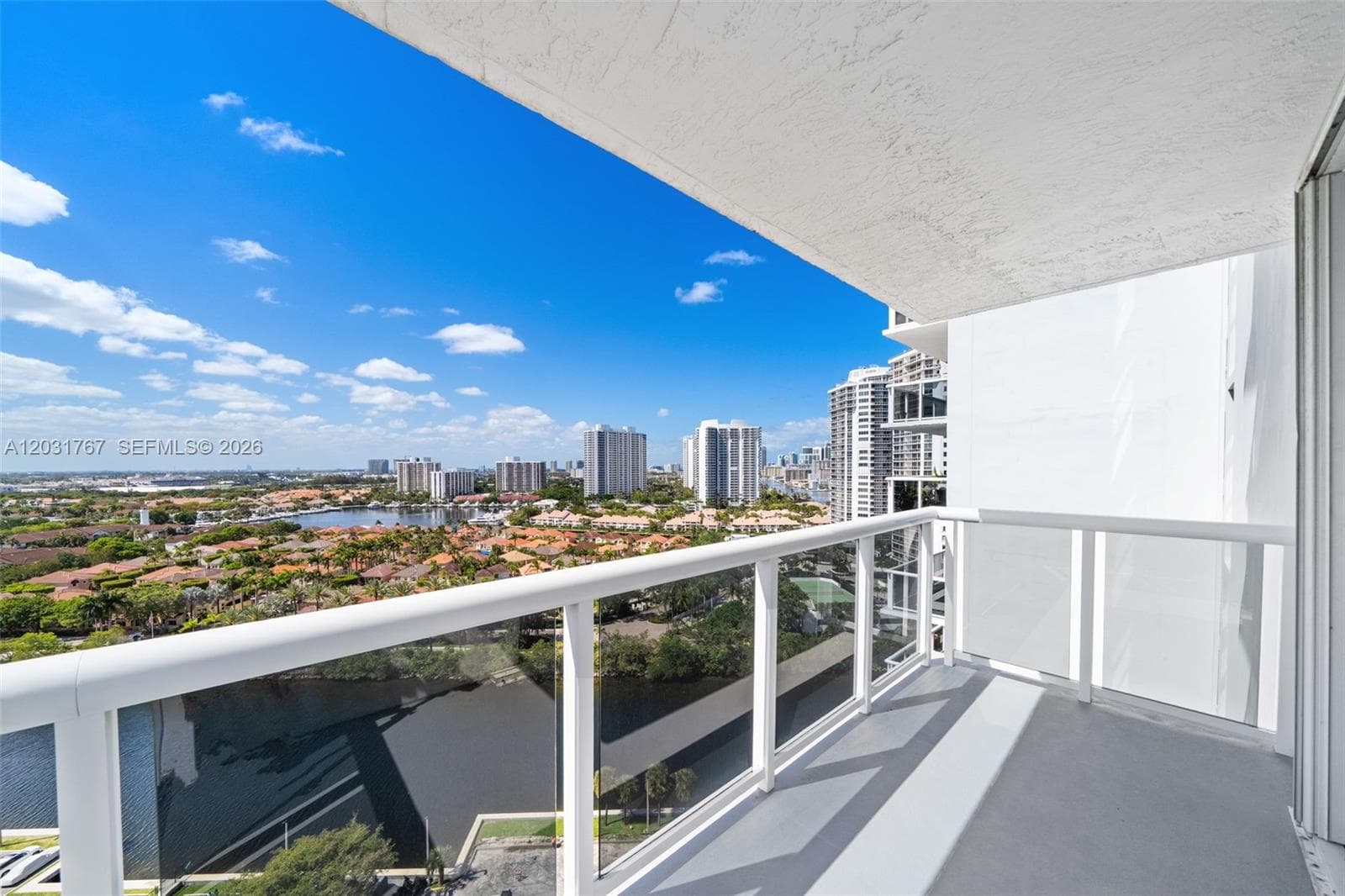 WATERVIEW CONDO · #1938 in Aventura - Photo 15