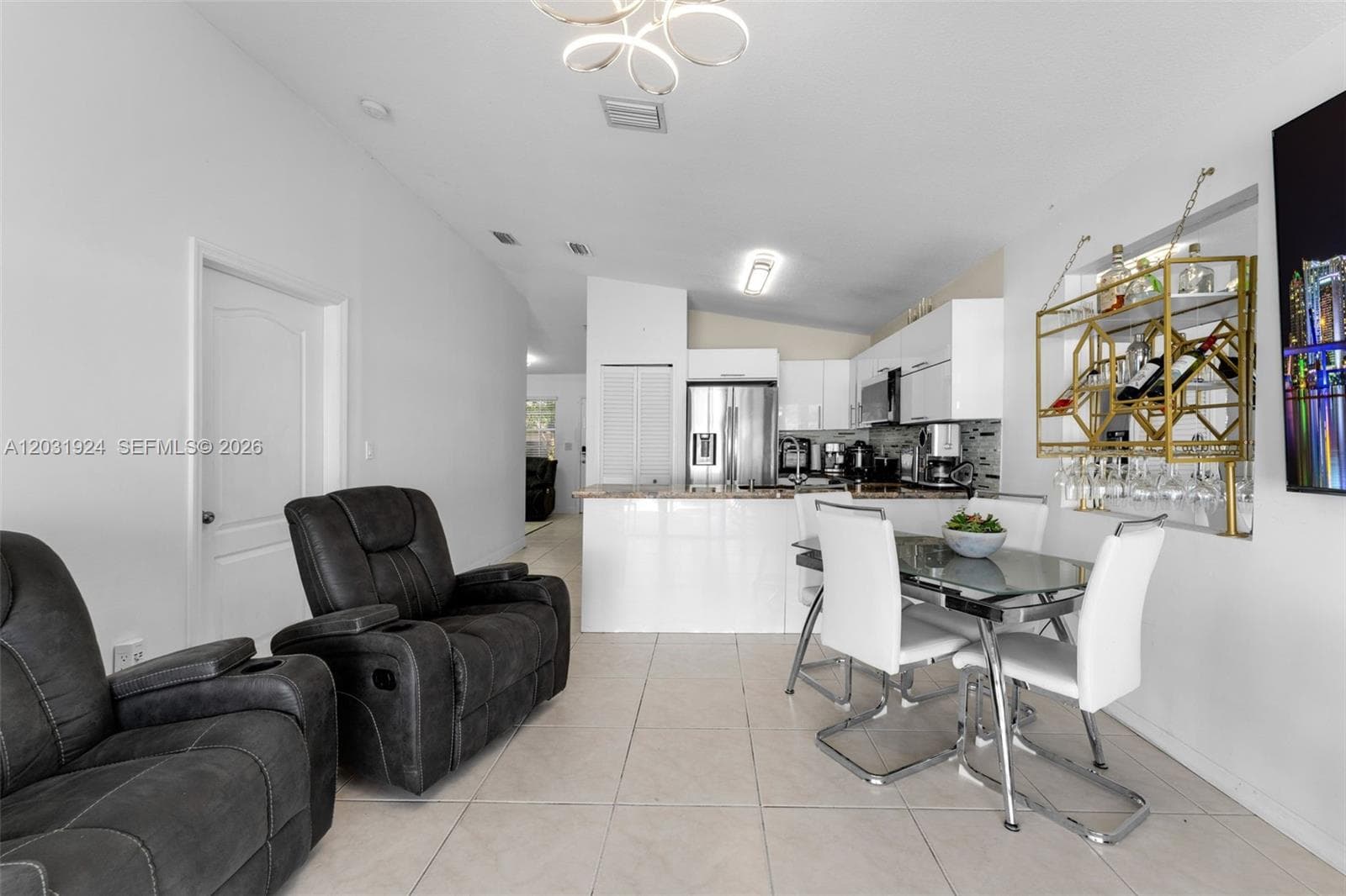 14200 SW 147th Ct photo 8