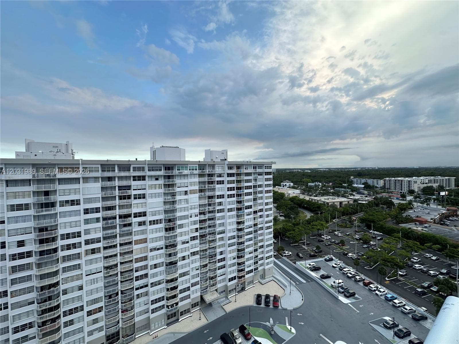 DEL PRADO MARINA · #PH05 in Aventura - Photo 3