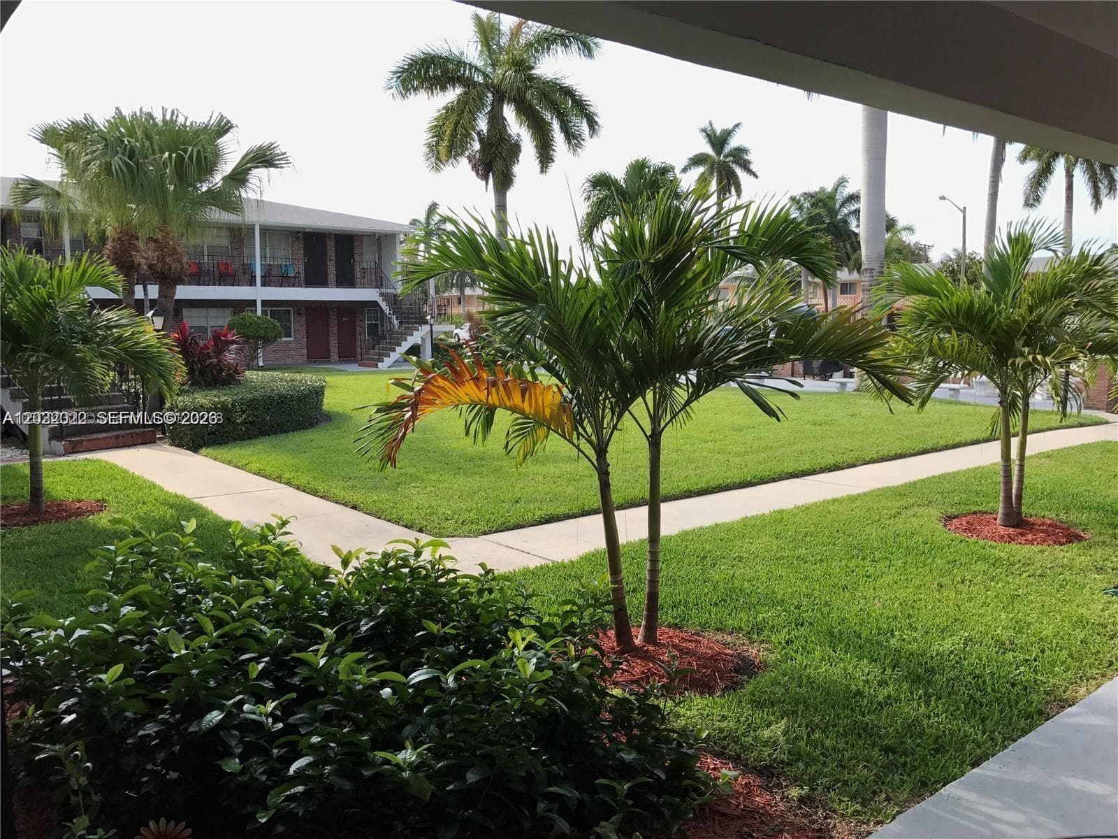 Colonial House · #405 in Hallandale Beach - Photo 6