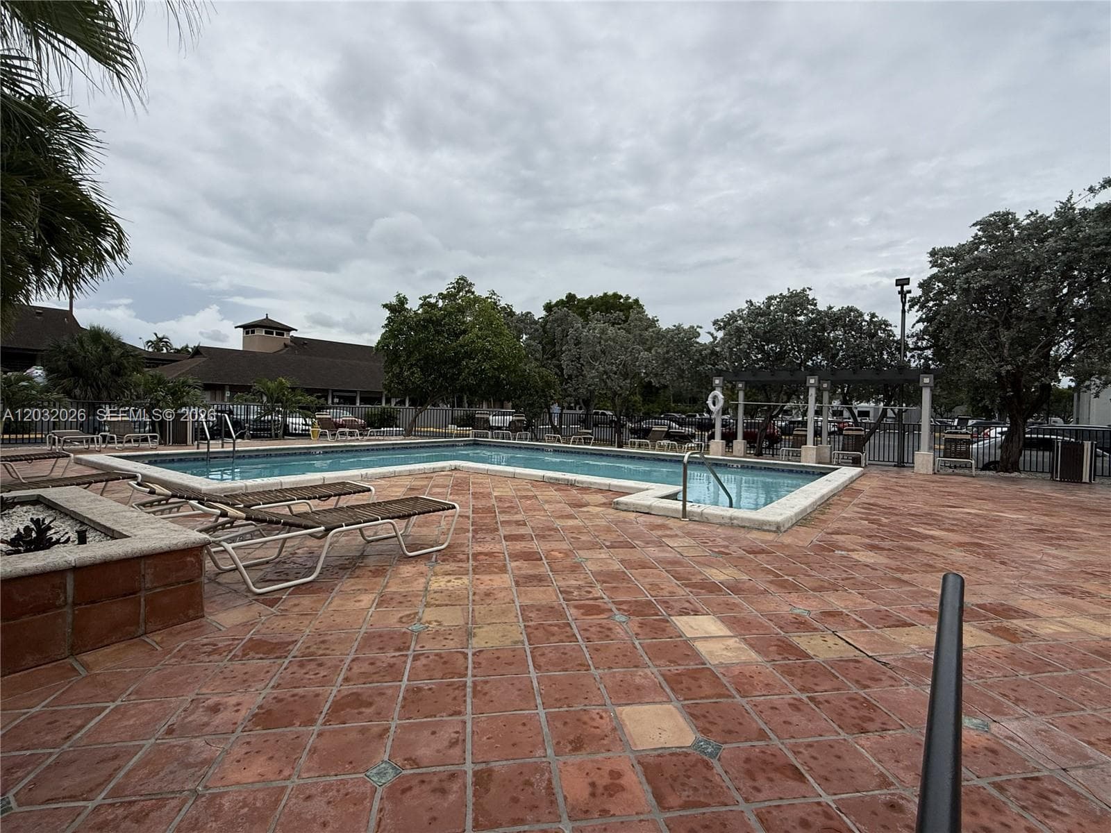 NOB HILL WEST CONDO · #B208 in Miami - Photo 13