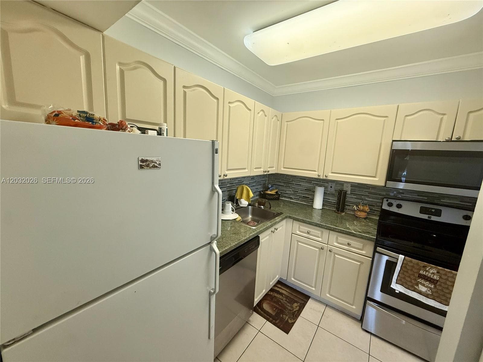NOB HILL WEST CONDO · #B208 in Miami - Photo 5