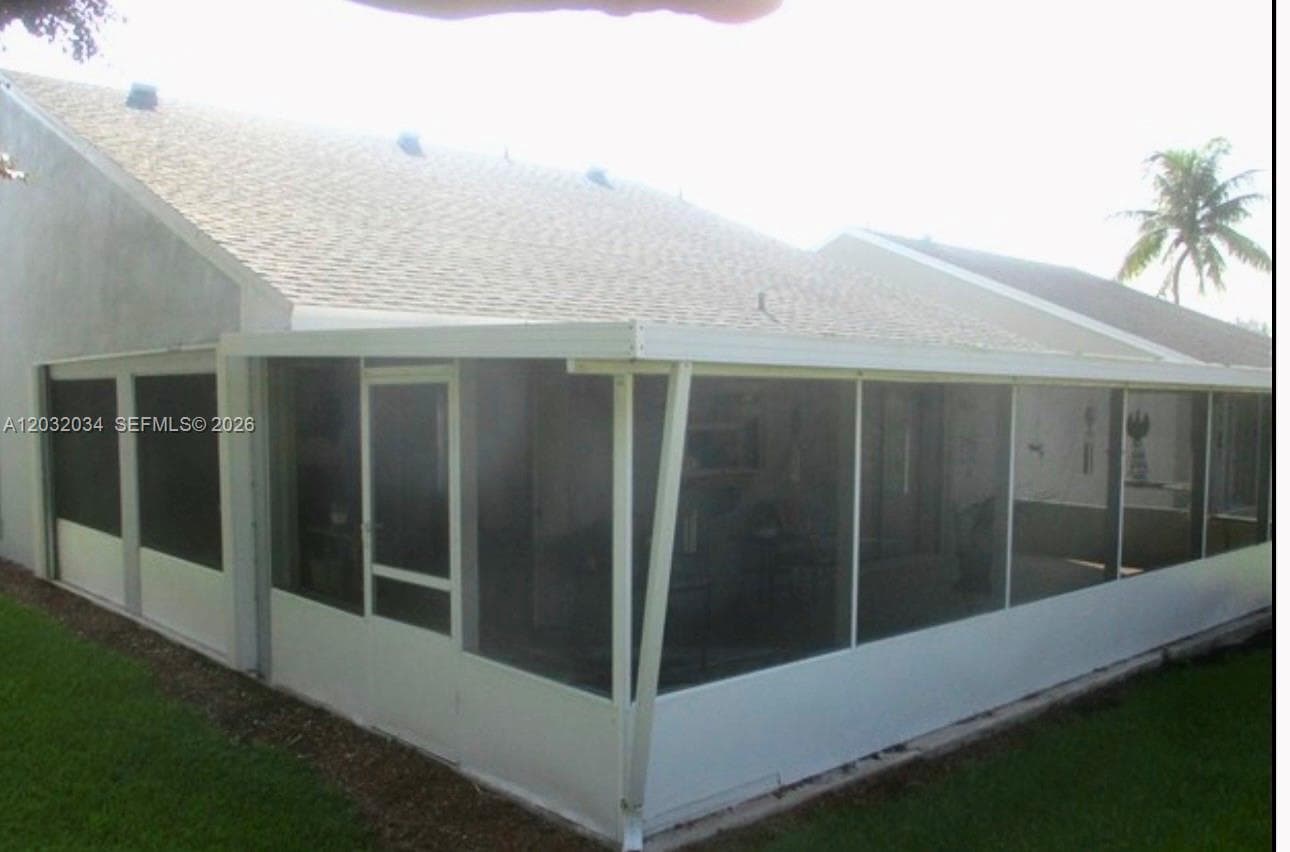 600 SE 19th Dr photo 11