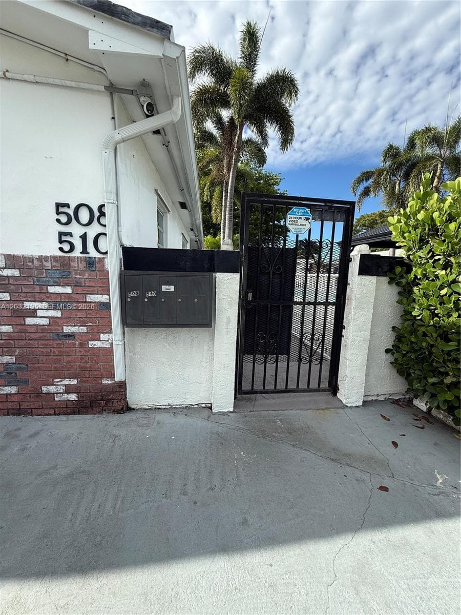 500 Sw 7th St · #510 in Hallandale Beach - Photo 18