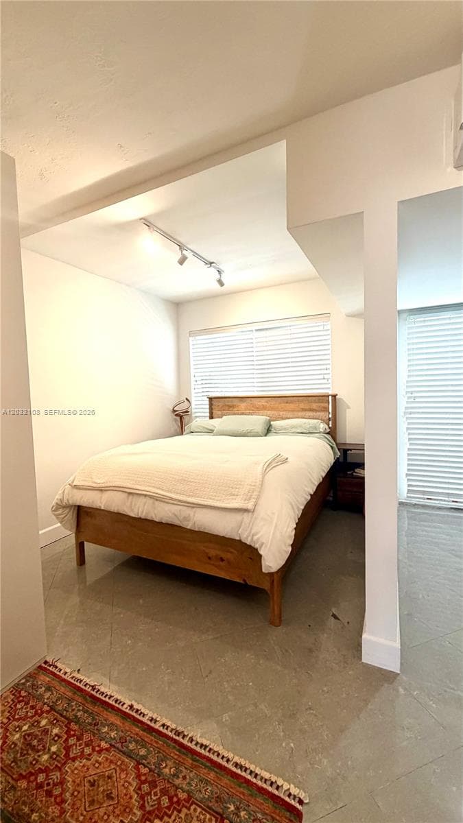 626 CONDOMINIUM · #5 in Miami Beach - Photo 2