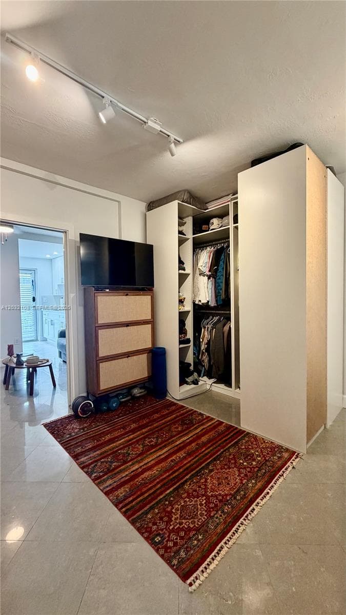 626 CONDOMINIUM · #5 in Miami Beach - Photo 9