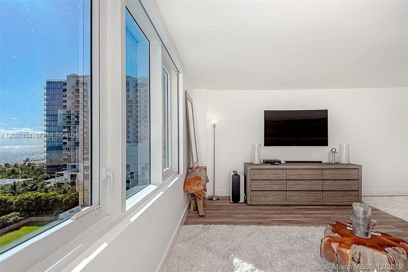 Roney Palace · #843 in Miami Beach - Photo 11