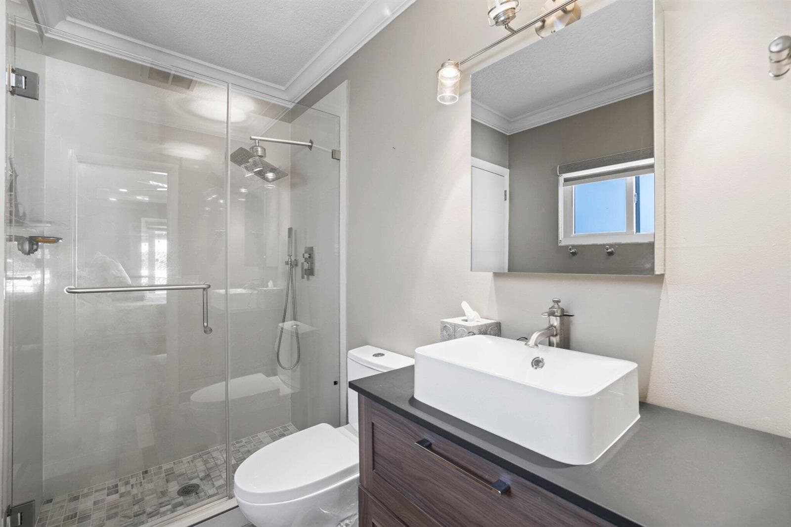 4021 Northeast 27th Terrace - 41.jpg-SMA