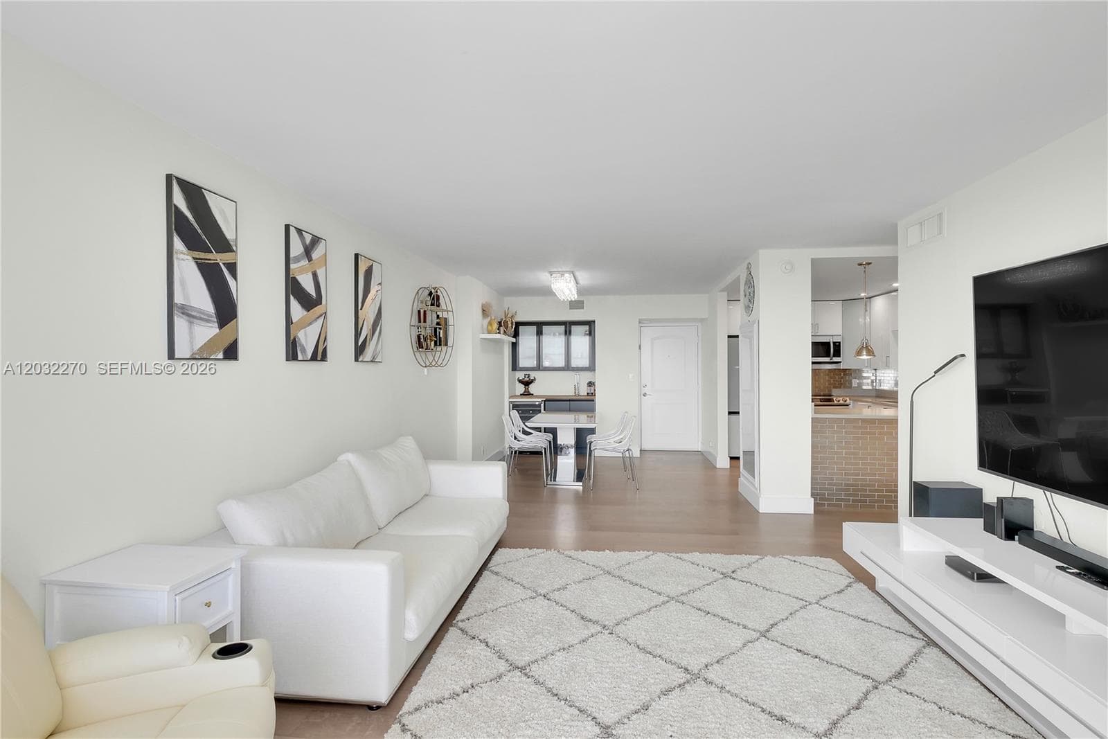 Arlen House · #1008 in Sunny Isles Beach - Photo 13