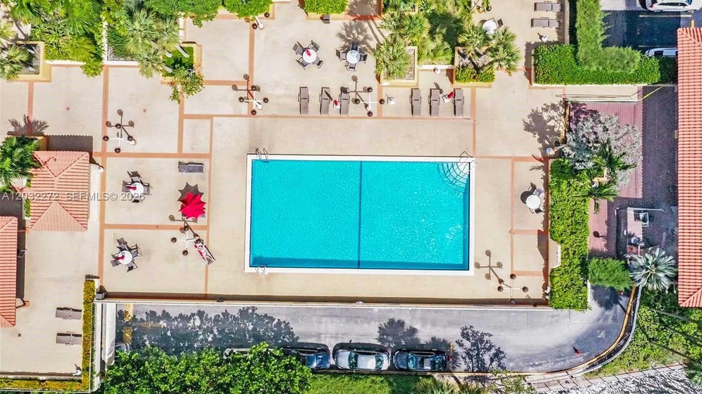 WINSTON TOWERS 700 CONDO · #1810 in Sunny Isles Beach - Photo 27