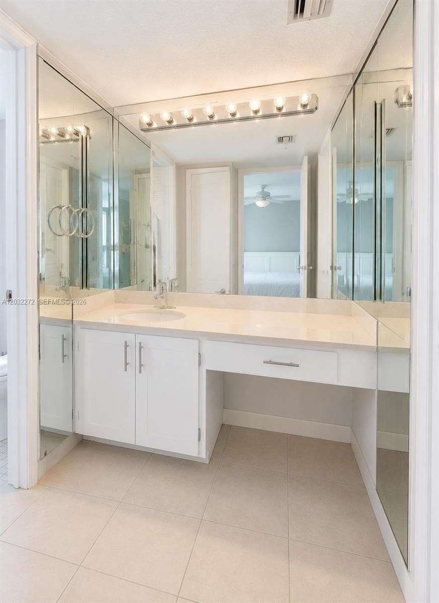 WINSTON TOWERS 700 CONDO · #1810 in Sunny Isles Beach - Photo 13