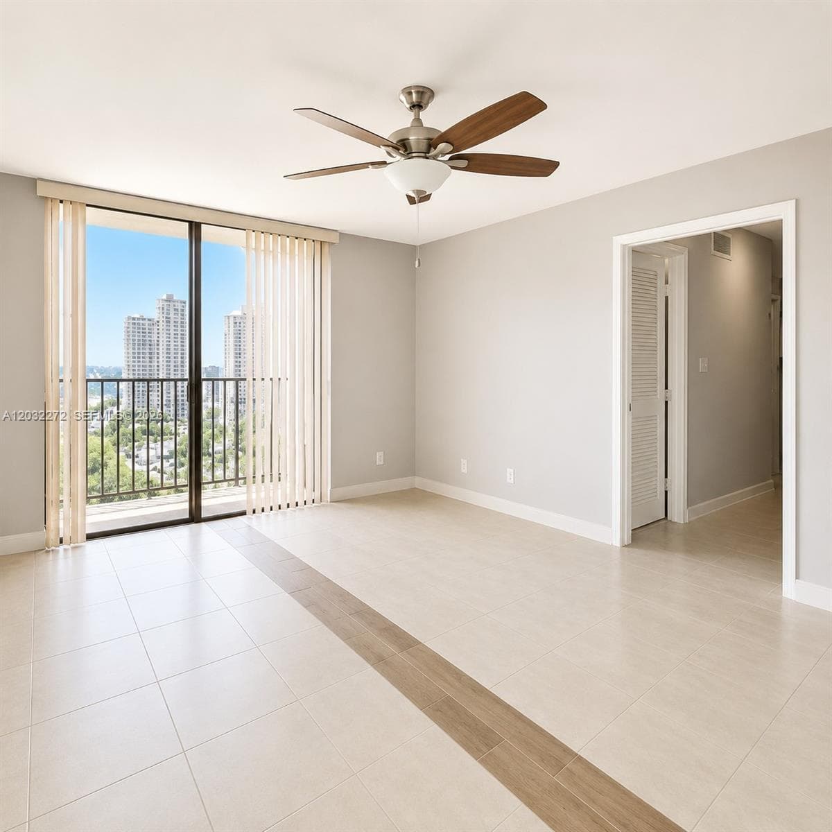 WINSTON TOWERS 700 CONDO · #1810 in Sunny Isles Beach - Photo 10