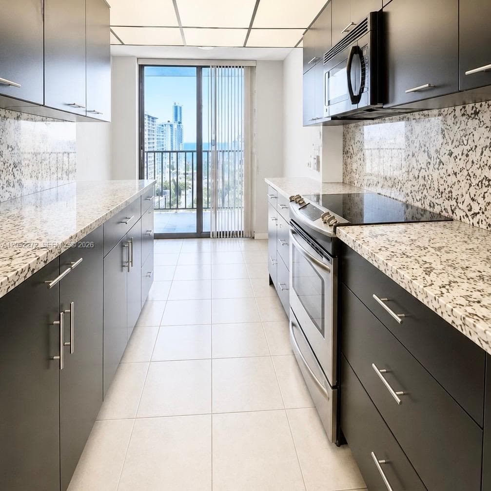 WINSTON TOWERS 700 CONDO · #1810 in Sunny Isles Beach - Photo 8