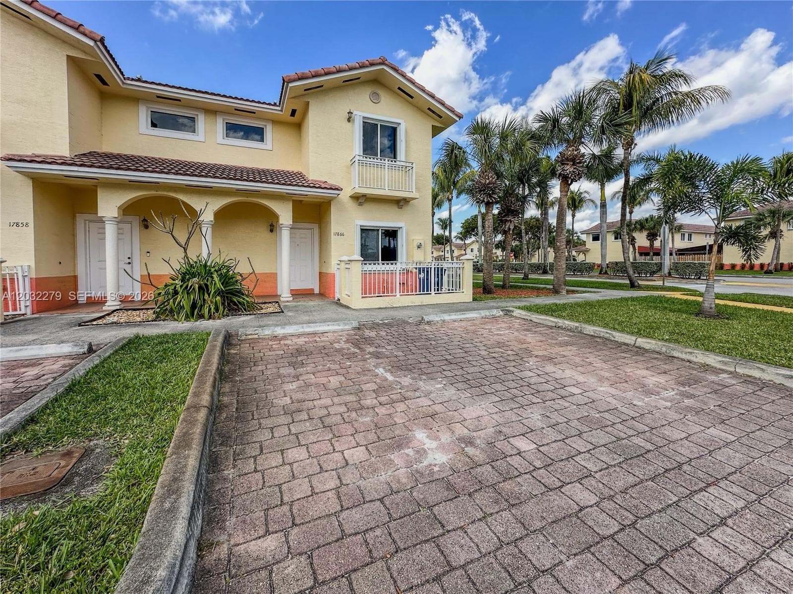 17866 NW 74th Ct photo 6