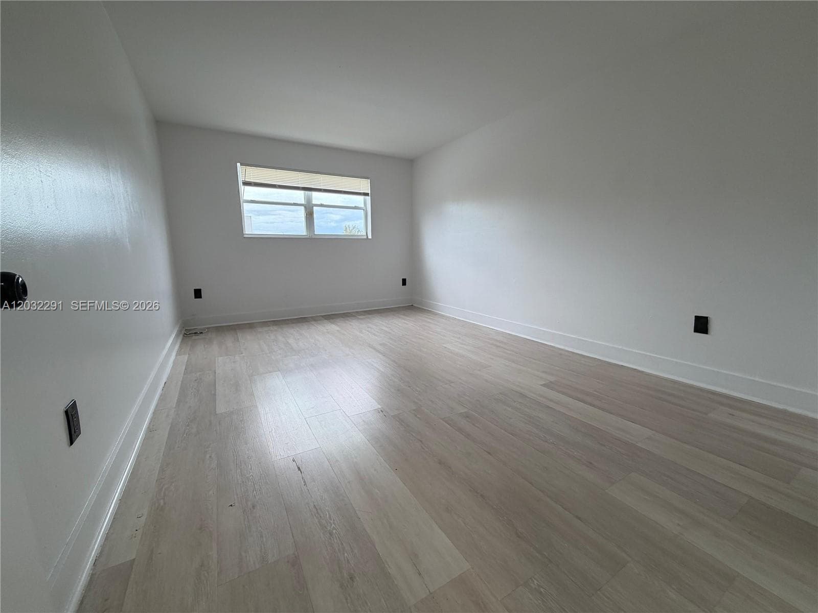 BISCAYNE PARK ESTATES · #206 in North Miami - Photo 9