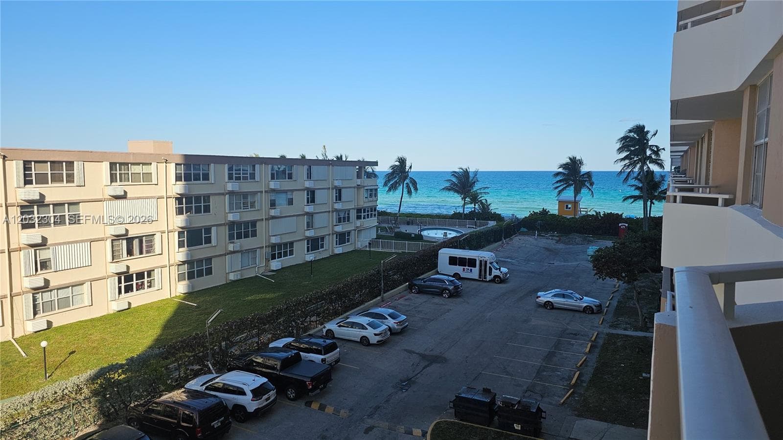 HEMISPHERES CONDO · #3D in Hallandale Beach - Photo 27