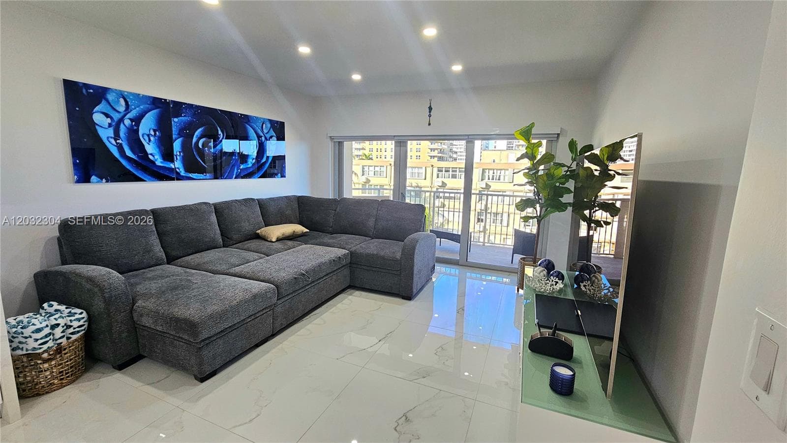 HEMISPHERES CONDO · #3D in Hallandale Beach - Photo 14