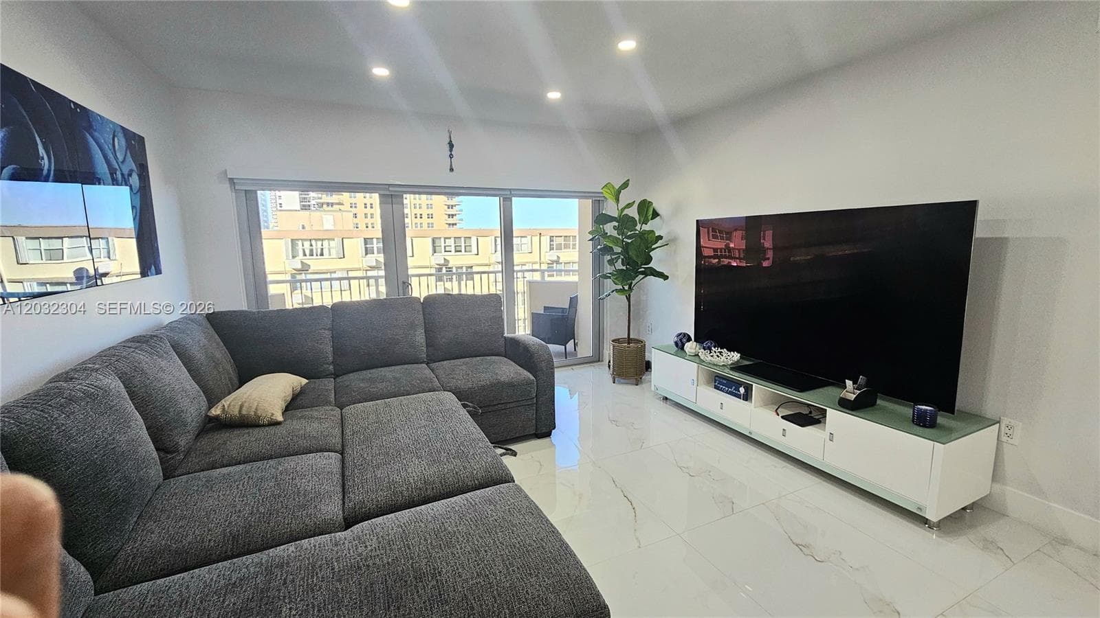 HEMISPHERES CONDO · #3D in Hallandale Beach - Photo 15