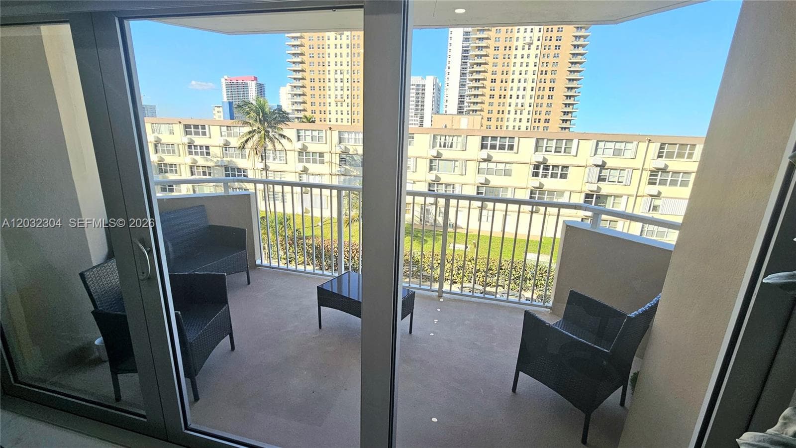 HEMISPHERES CONDO · #3D in Hallandale Beach - Photo 25