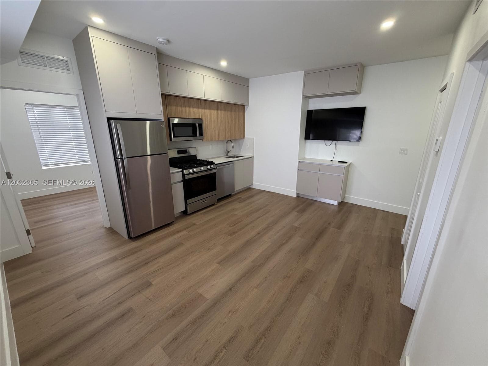 POLO CONDO · #102 in Miami Beach - Photo 2