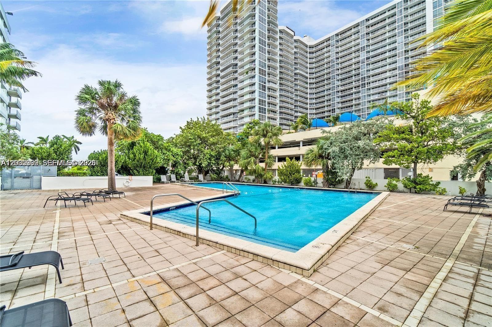 CARIBBEAN TOWERS CONDO · #9H in North Bay Village - Photo 30
