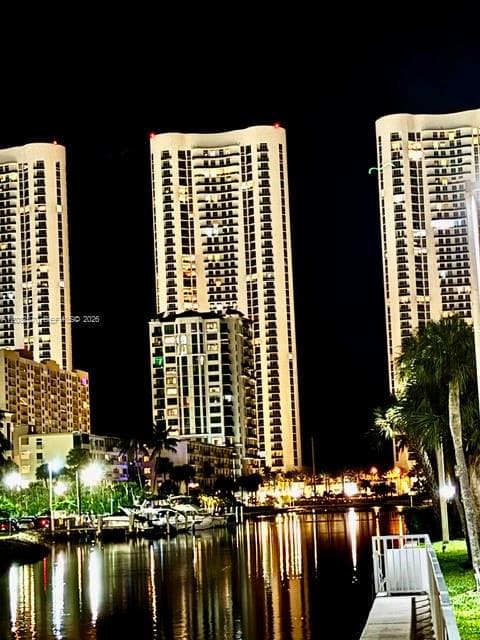 ARLEN 500 WEST · #1923 in Sunny Isles Beach - Photo 23