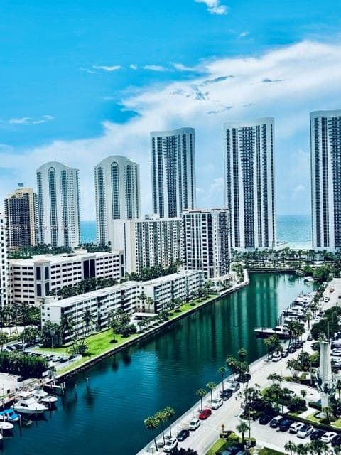 ARLEN 500 WEST · #1923 in Sunny Isles Beach - Photo 20