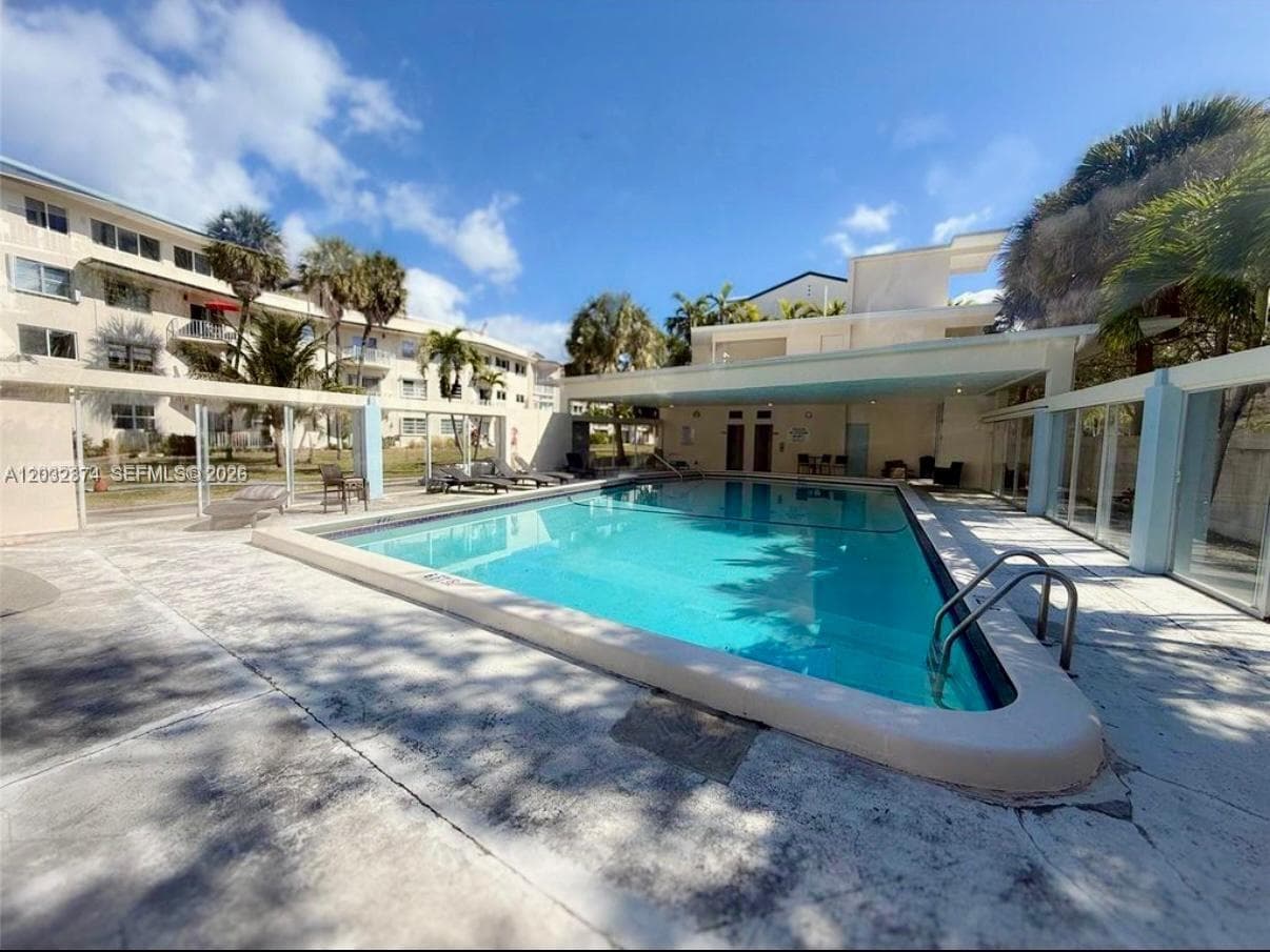 VILLAGE BY THE SEA CONDO · #205 in Lauderdale By The Sea - Photo 12