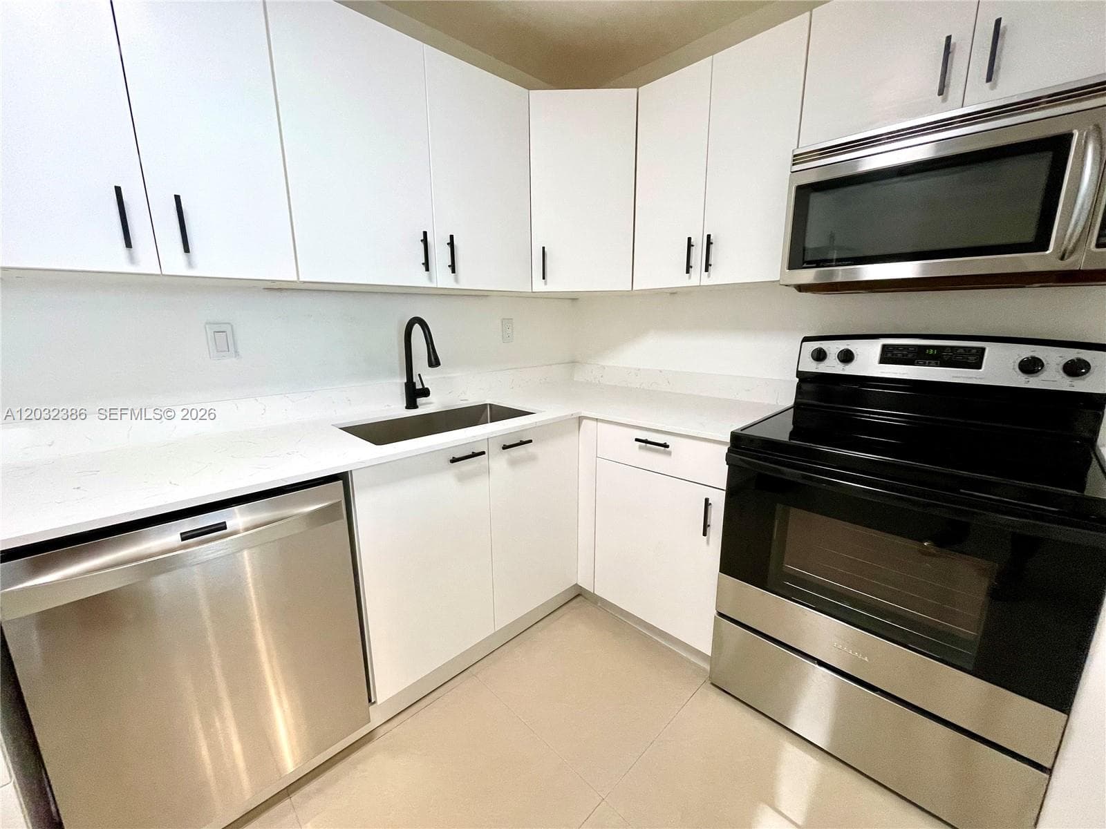 OCEANVIEW BUILDING A COND · #316 in Sunny Isles Beach - Photo 2