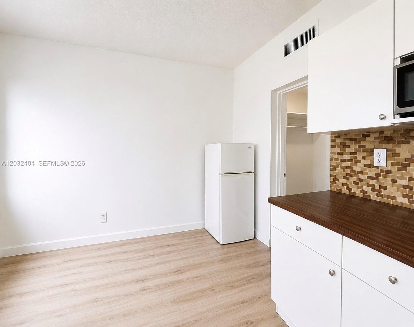 Diplomat Golf & Racquet · #2325 in Hallandale Beach - Photo 2