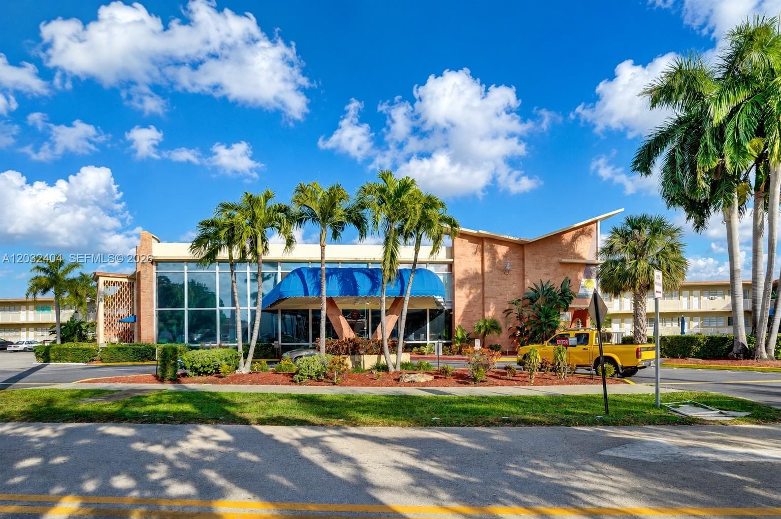 Diplomat Golf & Racquet · #2325 in Hallandale Beach - Photo 8