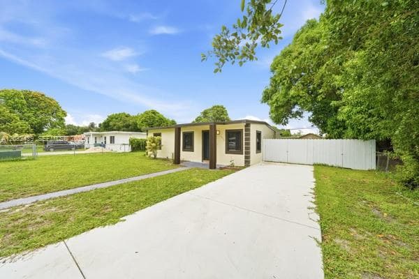 2520 NW 160th St photo 1