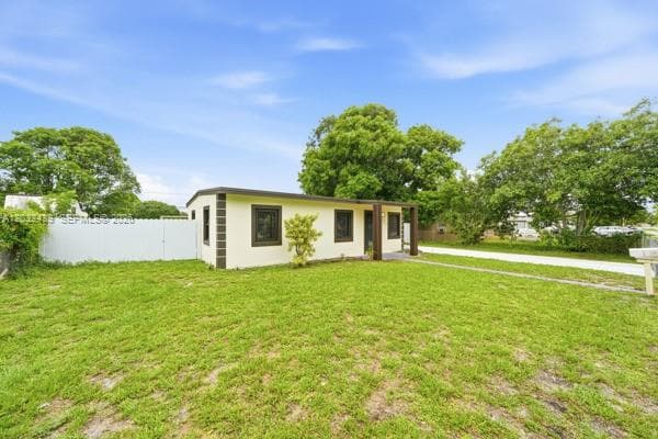 2520 NW 160th St photo 5