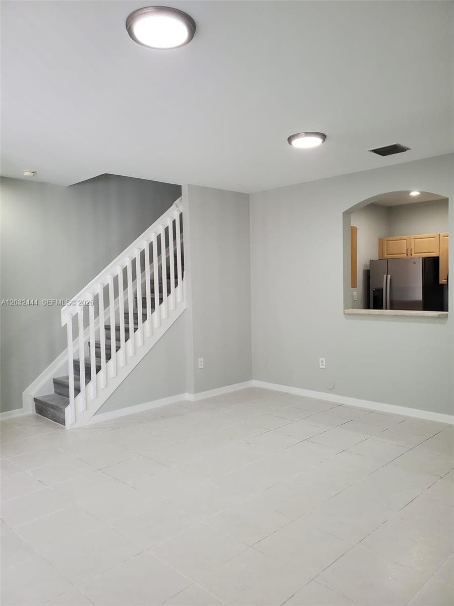 2242 NE 42nd Cir #2242 photo 2